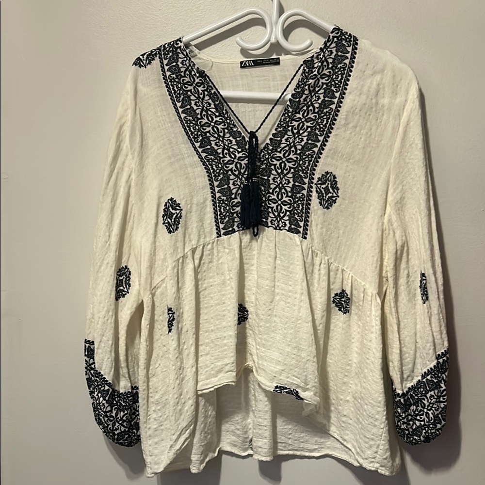 Zara White and Blue Embellished 3/4 Sleeve Blouse